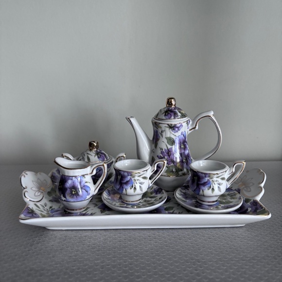 ACE Gift Collection Royal Fine Porcelain Miniature Tea Set - Picture 2 of 9